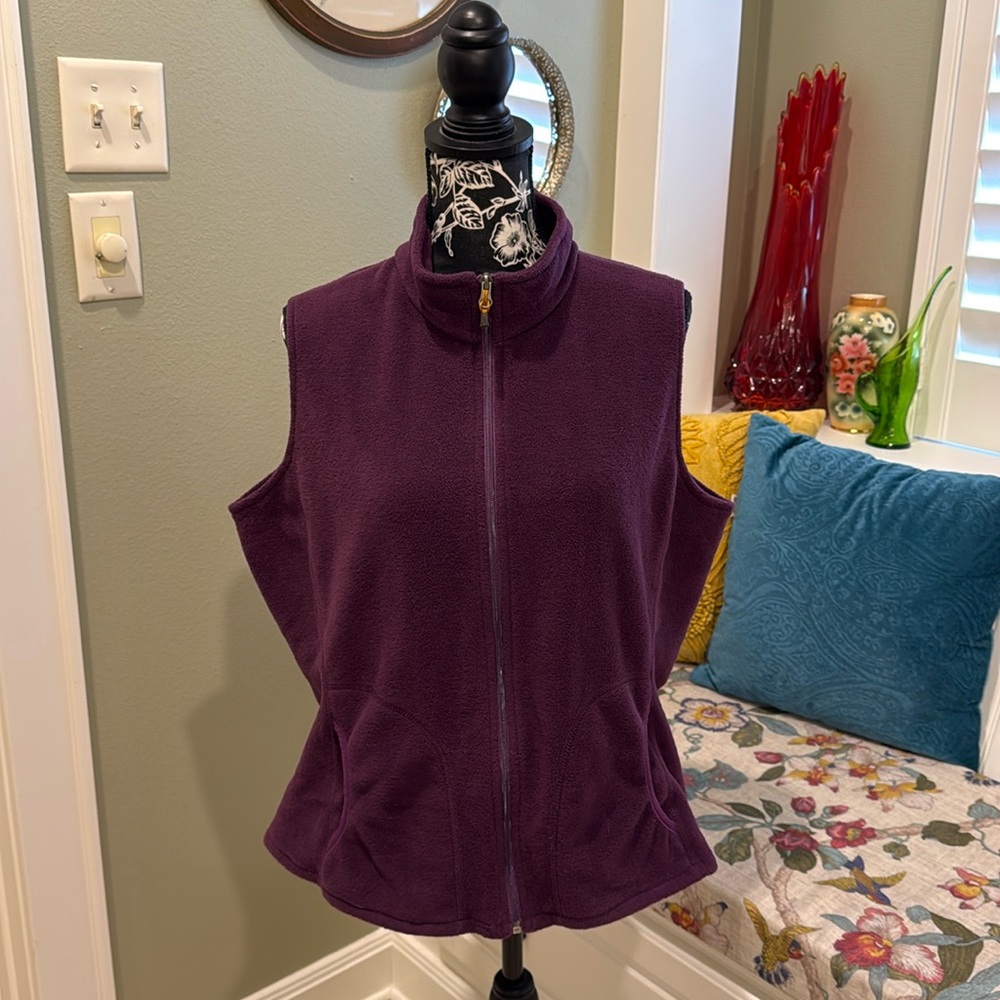 Woolrich Eggplant fleece vest